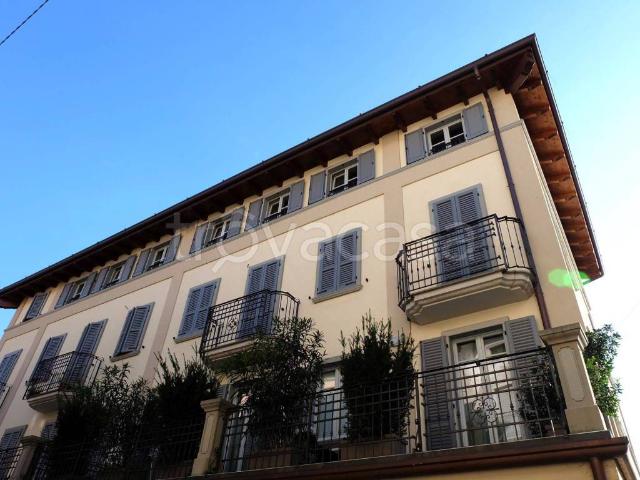Appartamento in affitto a Ponte San Pietro, Lombardia