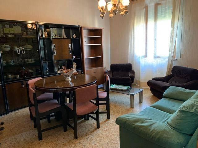 Appartamento in affitto a Via del Pino, Pontedera