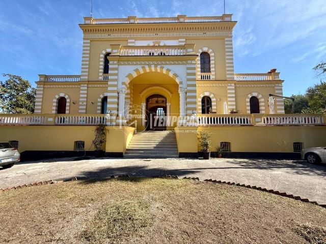 Appartamento in affitto a Portici, Campania