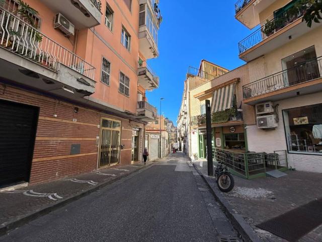 Appartamento in affitto a Portici, Campania