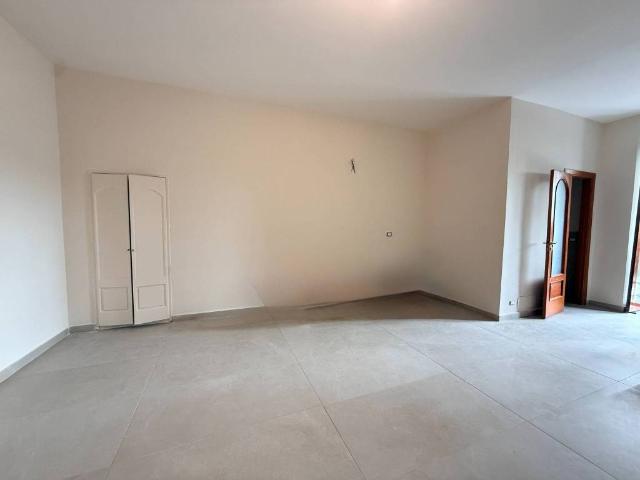 Appartamento in affitto a Portici, Campania