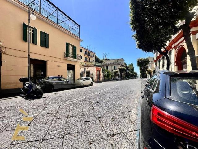 Appartamento in affitto a Portici, Campania