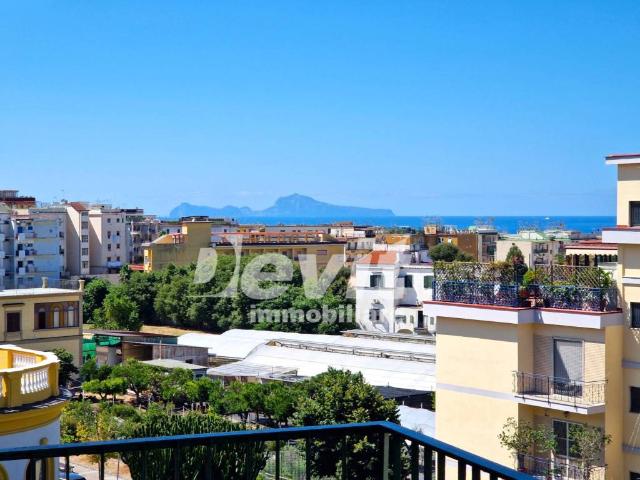 Appartamento in affitto a Portici, Campania