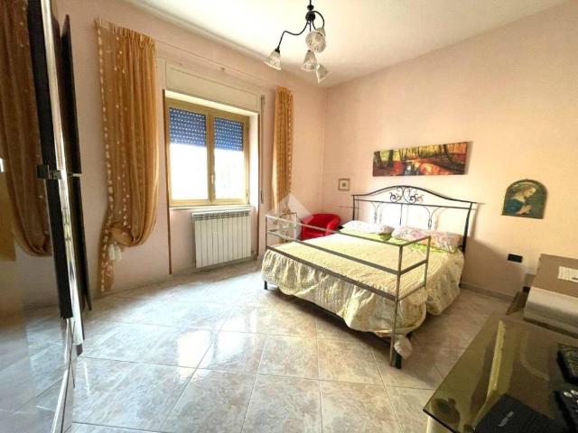 Appartamento in affitto a Portici, Campania