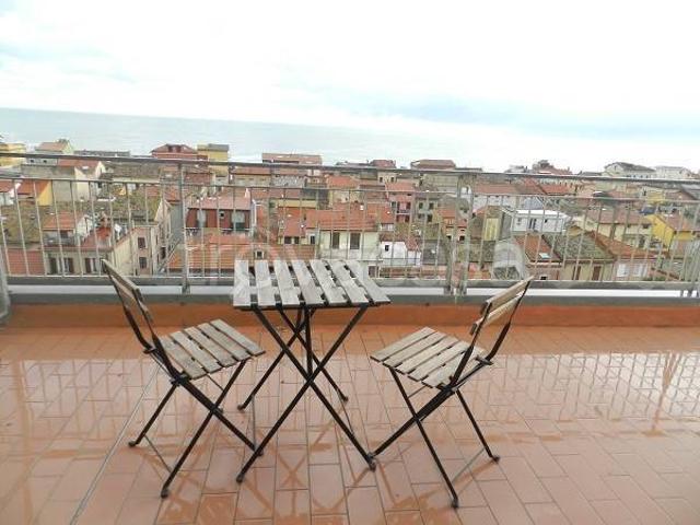 Appartamento in affitto a Marche, Macerata