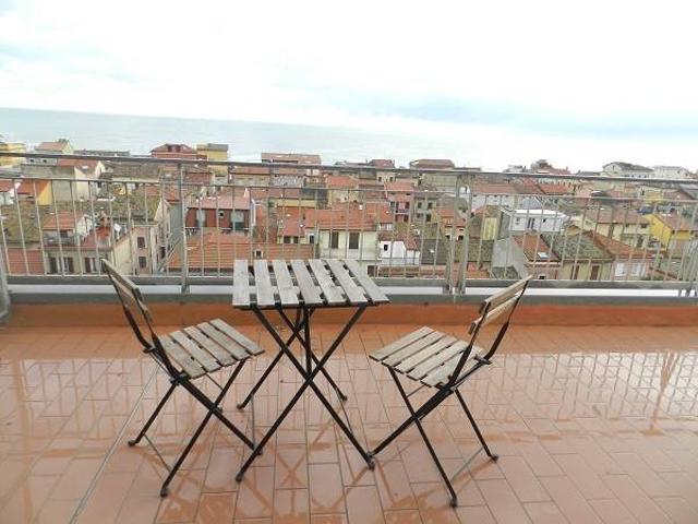 Appartamento in affitto a Marche, Macerata