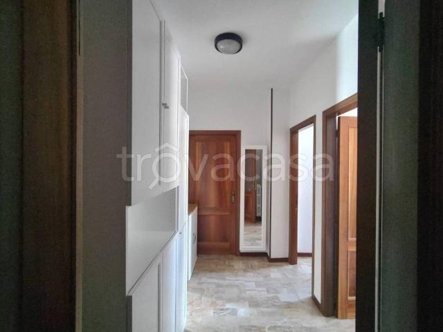 Appartamento in affitto a Campello Sul Clitunno, Umbria