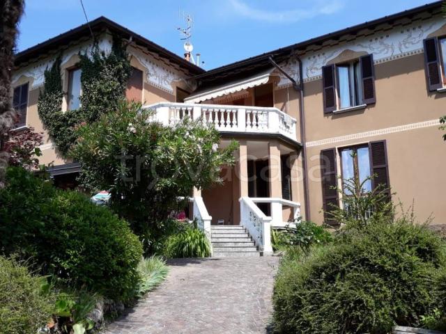 Appartamento in affitto a Parco Hermitage, Porto Valtravaglia