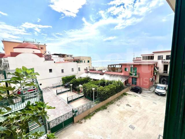 Appartamento in affitto a Arco Felice, Pozzuoli