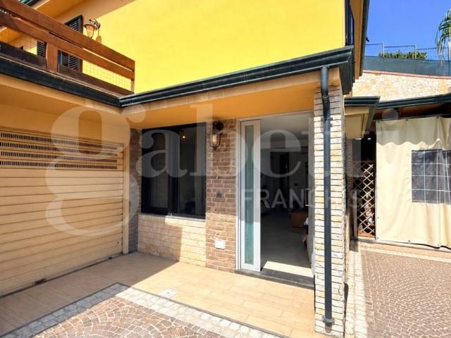 Appartamento in affitto a Pozzuoli, Campania