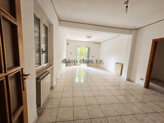 Appartamento in affitto a Arco Felice, Pozzuoli