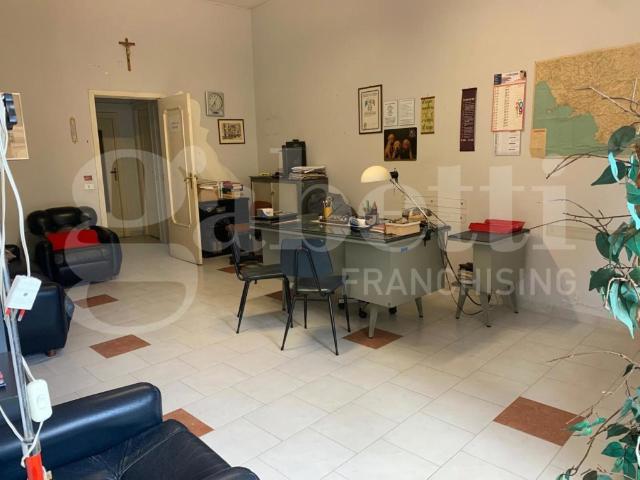 Appartamento in affitto a Pisciarelli, Pozzuoli