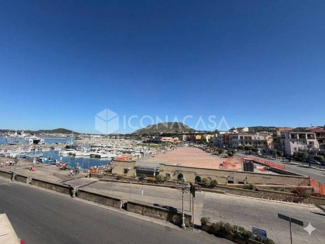 Appartamento in affitto a Rione Bognar, Pozzuoli