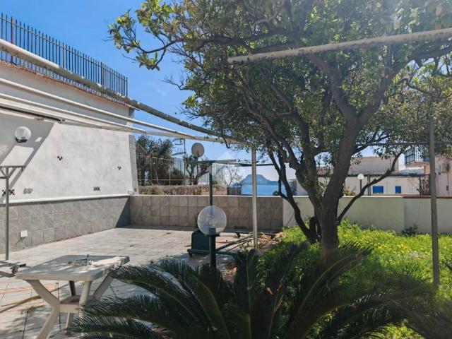 Appartamento in affitto a Toiano, Pozzuoli