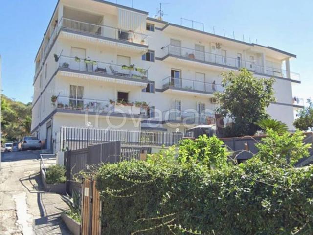 Appartamento in affitto a Pisciarelli, Pozzuoli