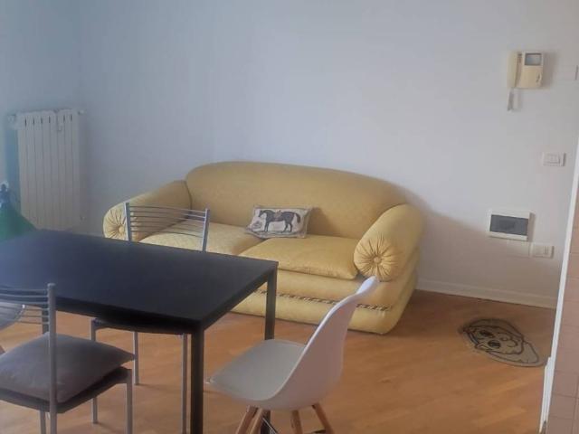 Appartamento in affitto a Mezzana, Prato