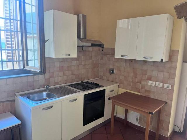 Appartamento in affitto a Centro Direzionale, Prato