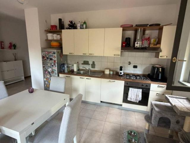Appartamento in affitto a Mezzana, Prato