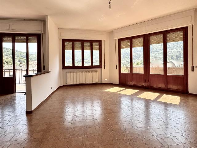 Appartamento in affitto a Prato, Toscana