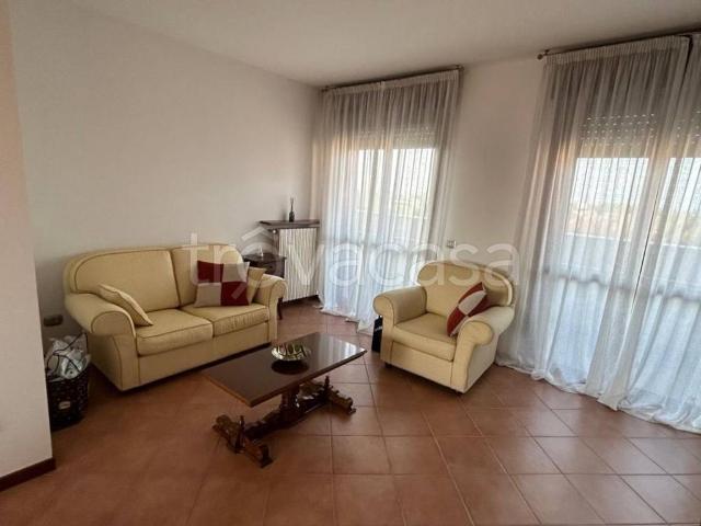 Appartamento in affitto a Pregnana Milanese, Milano