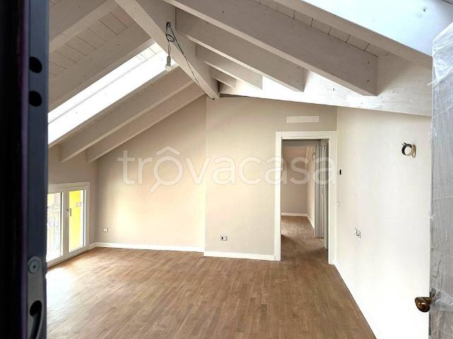 Appartamento in affitto a Pregnana Milanese, Lombardia