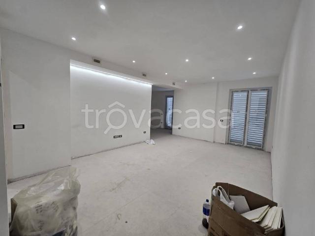 Appartamento in affitto a Le Case, Quarto