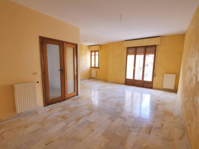 Appartamento in affitto a Ragusa, Sicilia