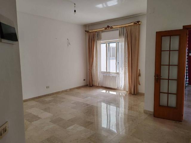 Appartamento in affitto a Ragusa, Sicilia