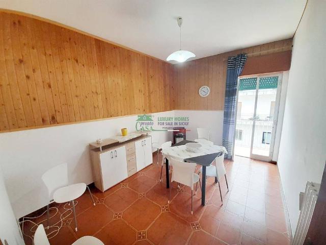 Appartamento in affitto a Cappuccini, Ragusa