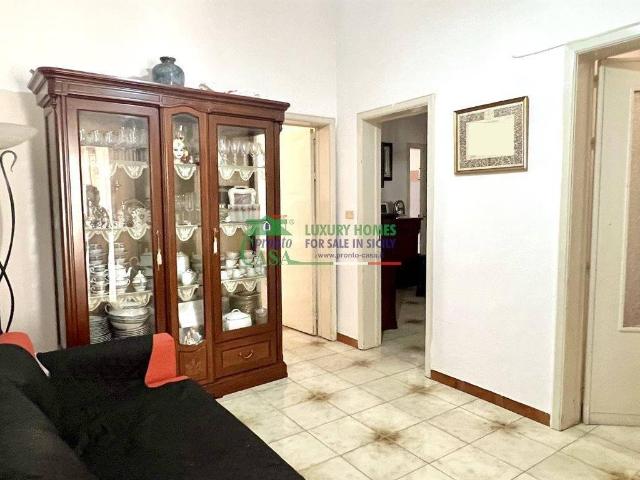 Appartamento in affitto a Ragusa, Sicilia