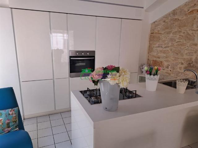 Appartamento in affitto a Centro Est, Serra Riccò