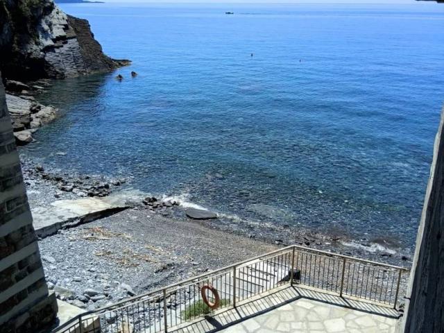 Appartamento in affitto a Polanesi, Recco