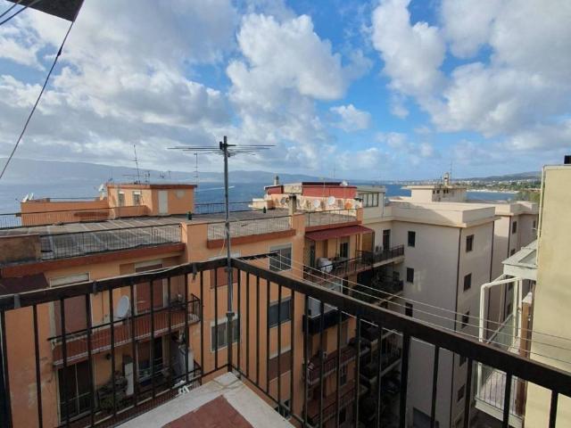 Appartamento in affitto a Calabria, Reggio Calabria