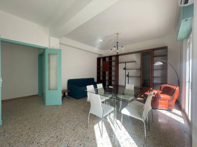 Appartamento in affitto a Calabria, Reggio Calabria