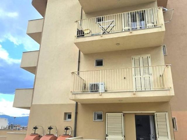 Appartamento in affitto a Calabria, Reggio Calabria