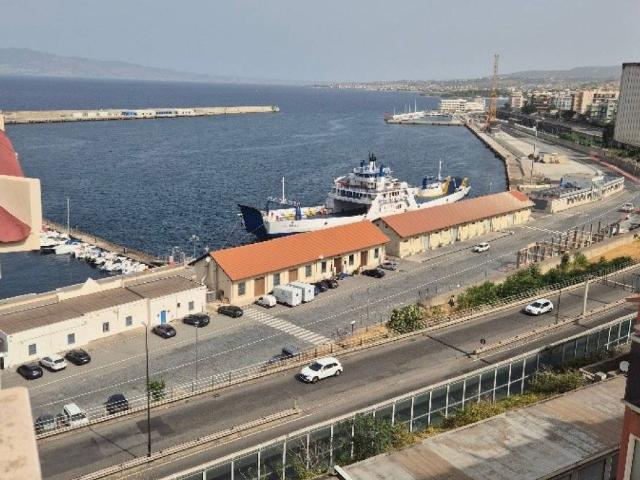 Appartamento in affitto a Calabria, Reggio Calabria
