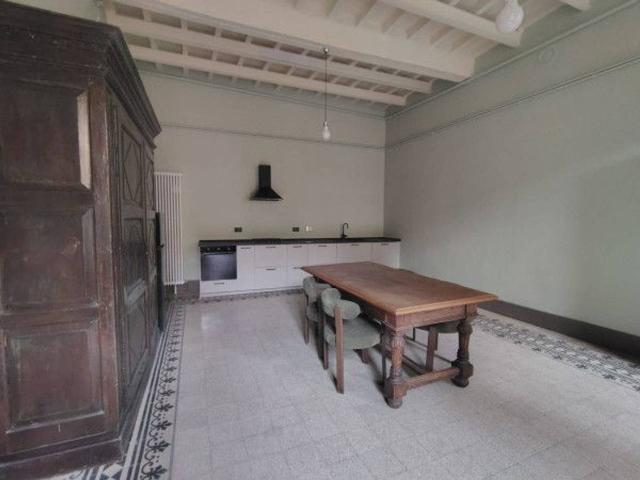 Appartamento in affitto a Duomo, Re