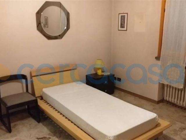 Appartamento in affitto a Villaggio Stranieri-Bazzarola, Re