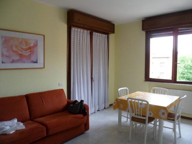 Appartamento in affitto a Villaggio Stranieri-Bazzarola, Re