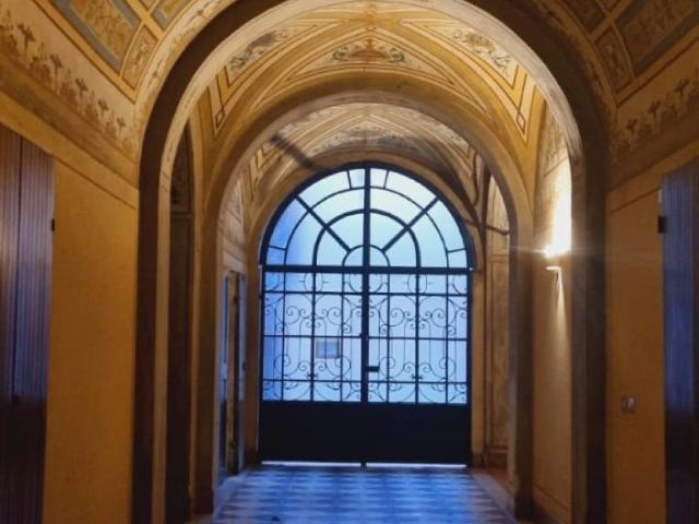 Appartamento in affitto a San Francesco-Giardini Pubblici, Re