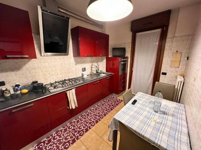 Appartamento in affitto a Santo Stefano esterna, Re