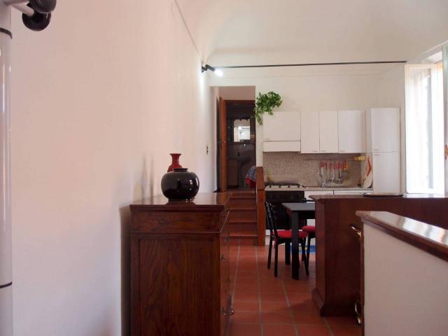 Appartamento in affitto a Santo Stefano città, Re