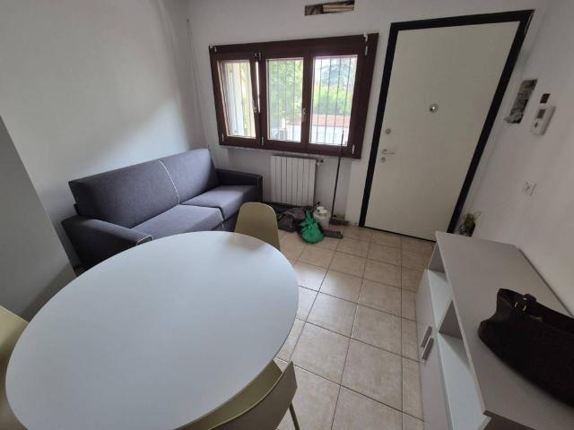 Appartamento in affitto a Tondo, Re