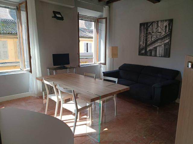 Appartamento in affitto a San Prospero città, Re
