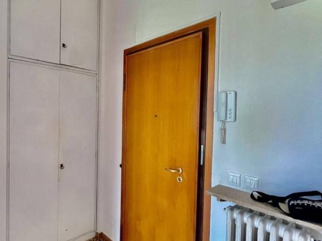 Appartamento in affitto a Crocetta, Re