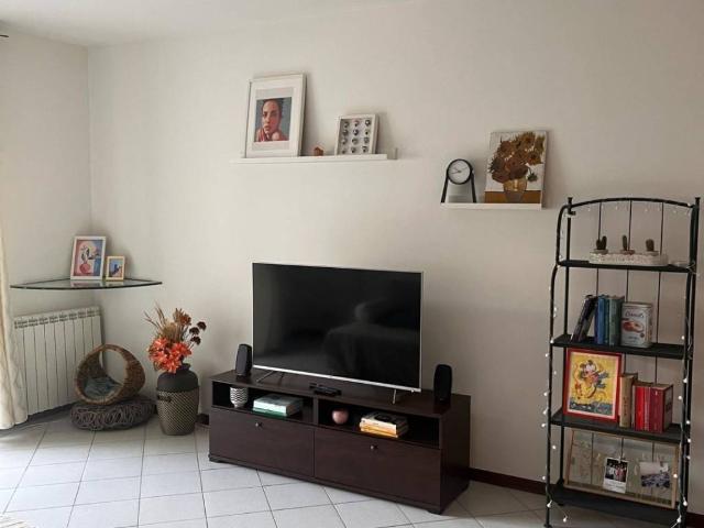 Appartamento in affitto a Re, Reggio Emilia