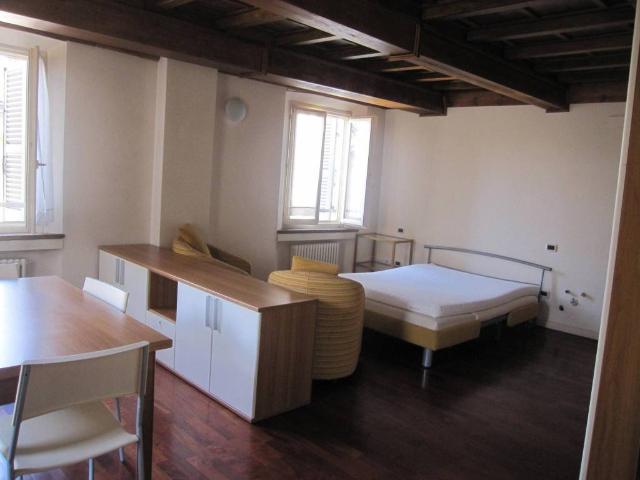 Appartamento in affitto a San Nicolò, Re