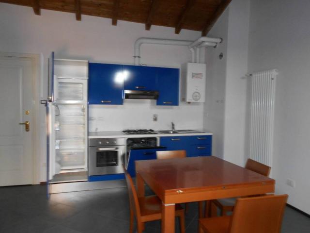 Appartamento in affitto a San Pietro città, Re