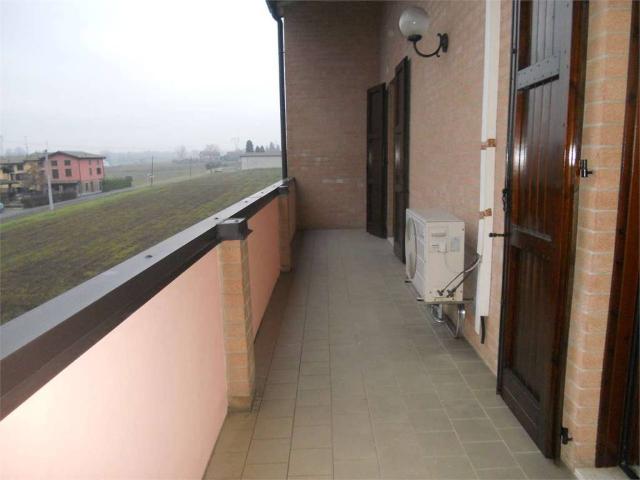 Appartamento in affitto a Reggio Emilia, Fogliano
