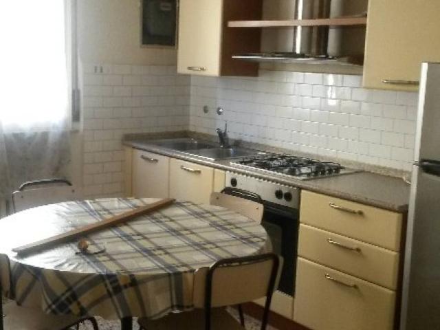 Appartamento in affitto a Regina Pacis, Re